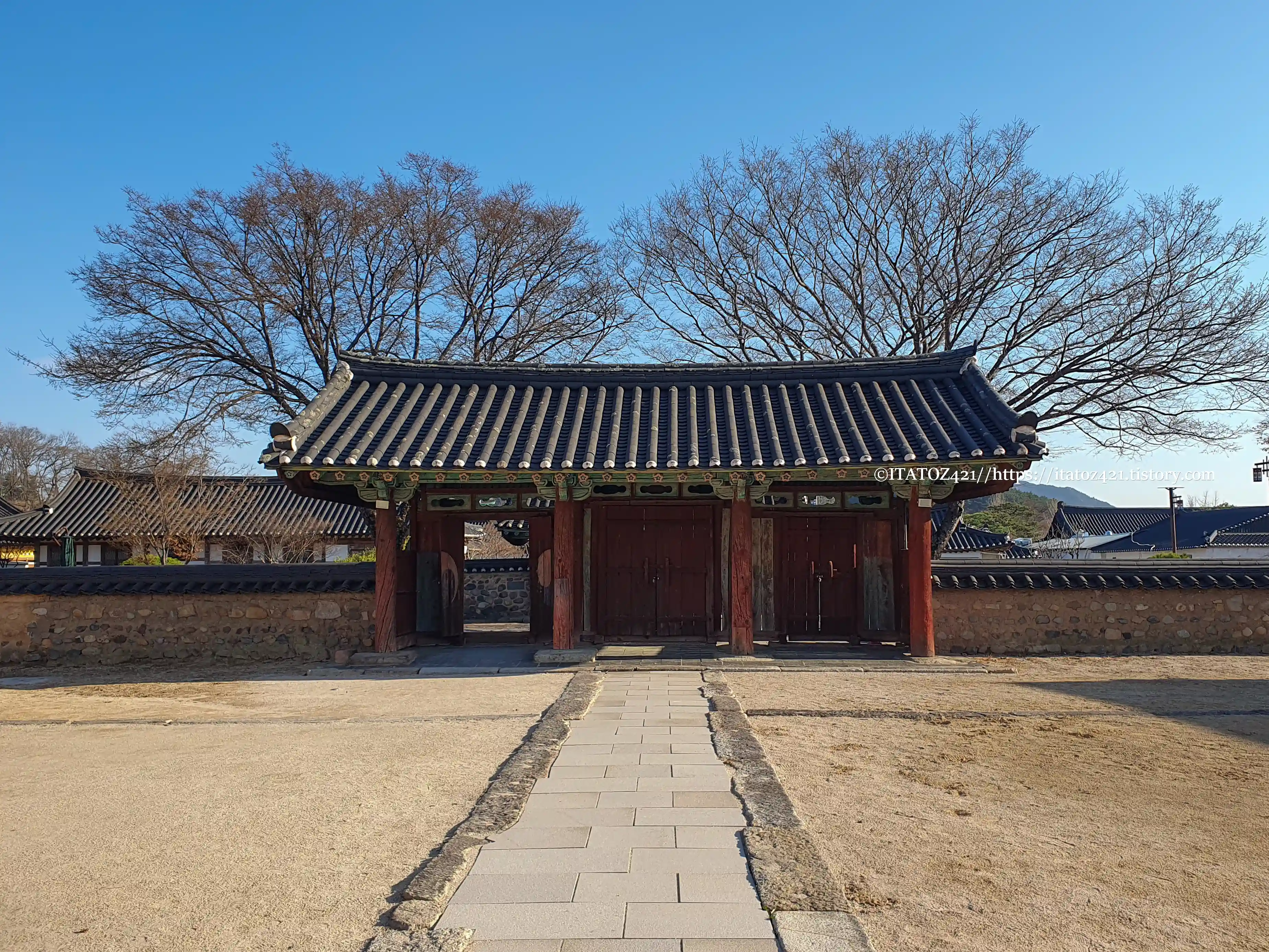 경주 향교 신산문