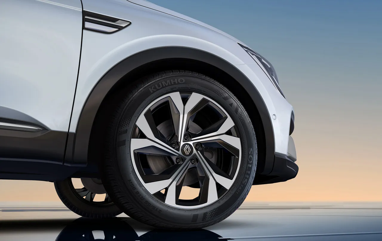 르노 아르카나 차량 및 정보 이미지