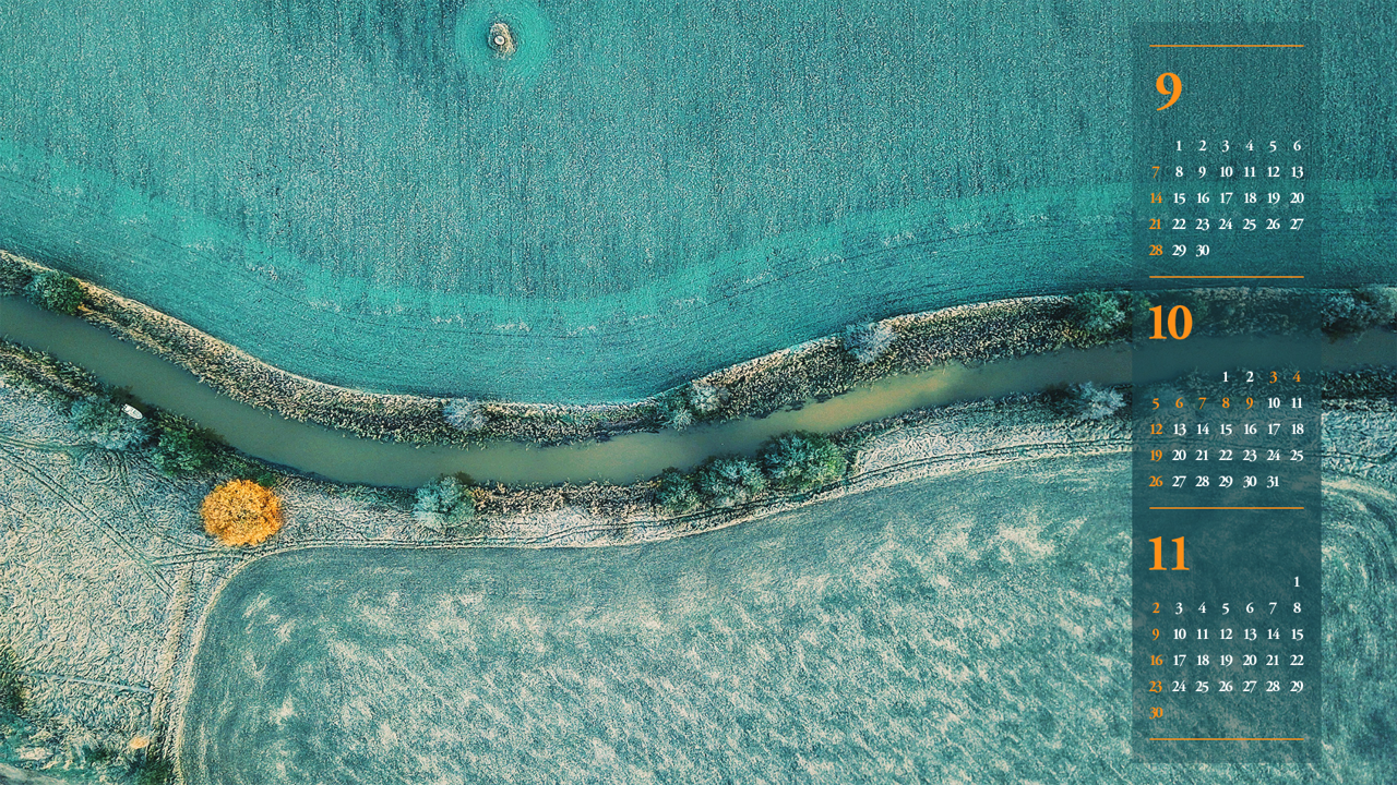 09 청록색 들판 B - 2025년10월 노트북배경화면