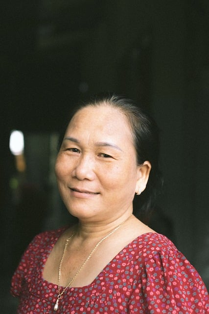 60대 여성 이미지