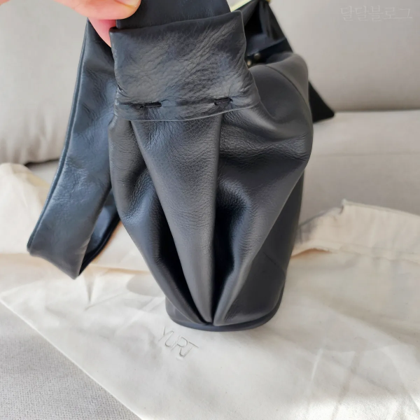 유르트-Boot-가방-옆