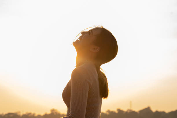 행복의 철학 ⋯ 어바웃 타임이 알려준 ‘지금,
행복할 수 있는 이유’