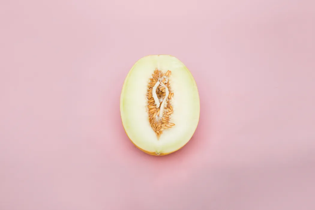 반으로-자른-멜론-사진