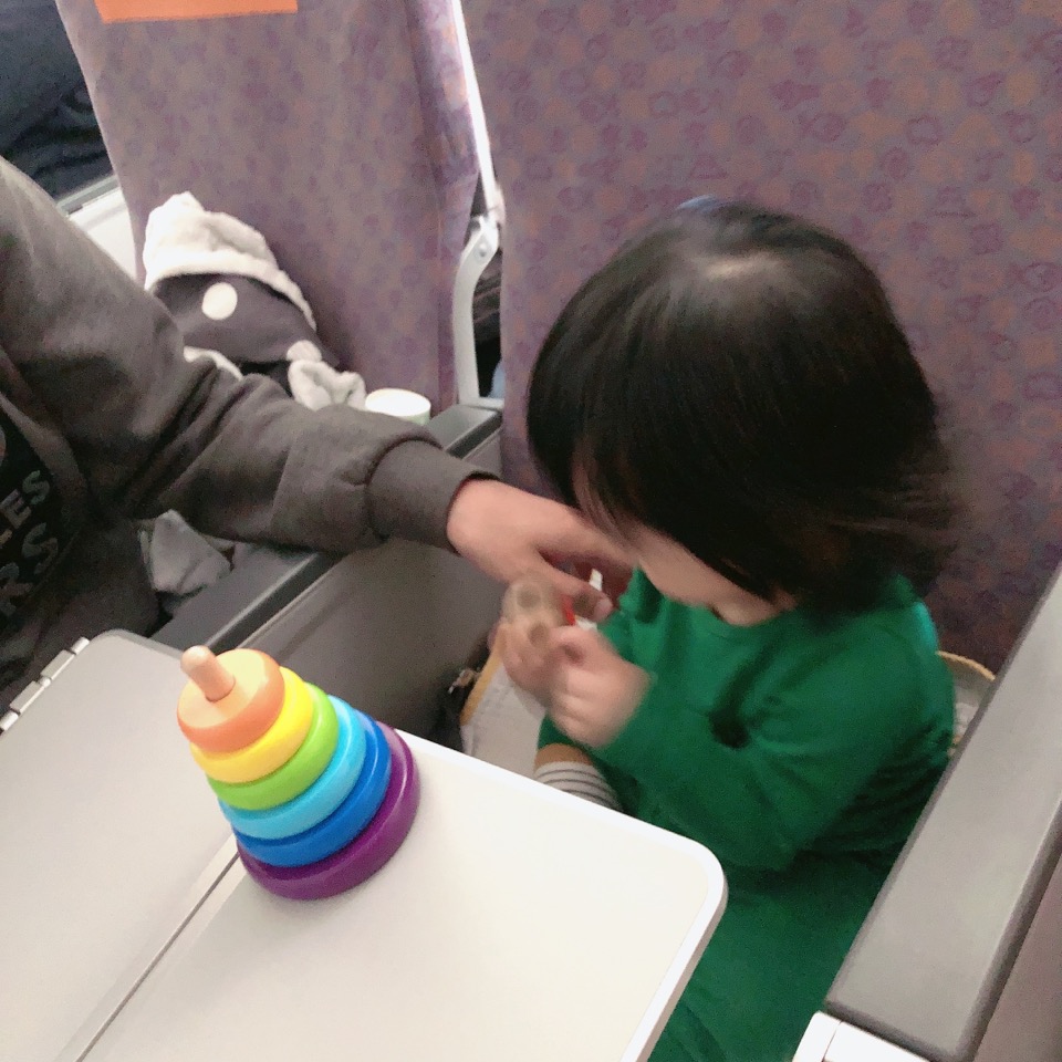 아이와-해외여행-기내-장난감