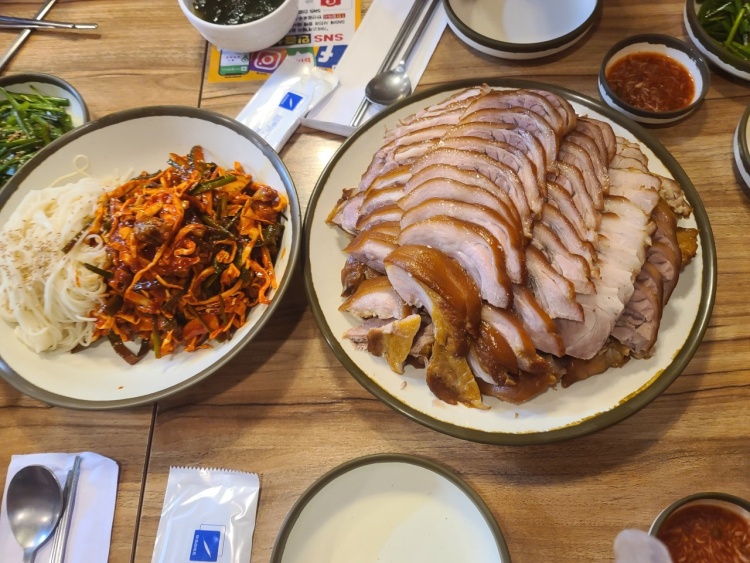 연 매출 10억 원 족발 골뱅이 족뱅이 맛집 추천 2tv 저녁 생생정보 오늘방송 장사의 신 인천 용현동 위치 어디