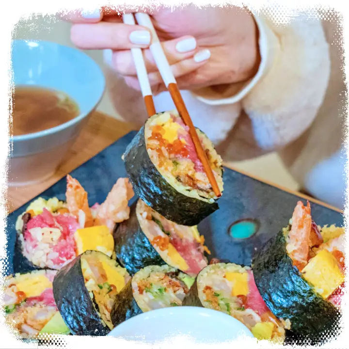 리얼맛집 연어 생참치 혼마구로 광어 도미 오징어 제철생선 카이센동 해산물 덮밥 왕십리 맛집
