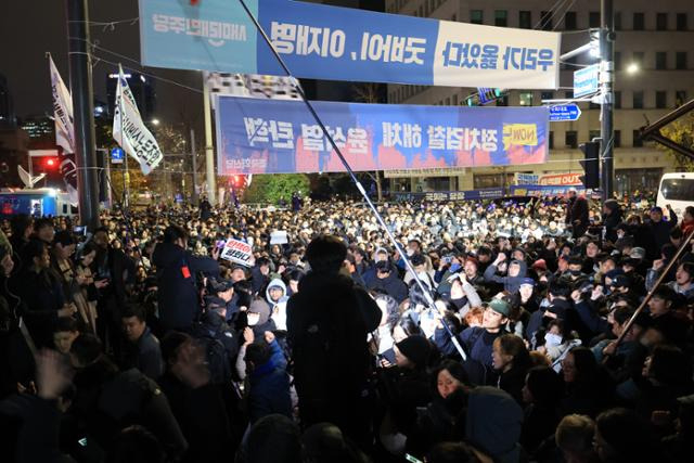 계엄 여파 부동산 시장 하락