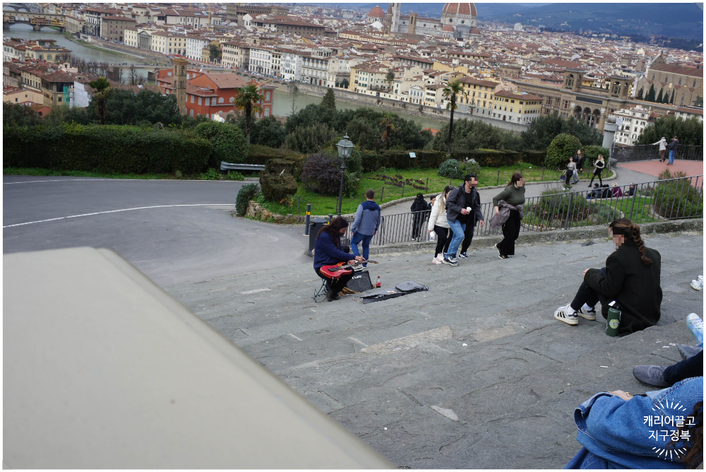 25년 1월말, 이탈리아 피렌체의 옷차림