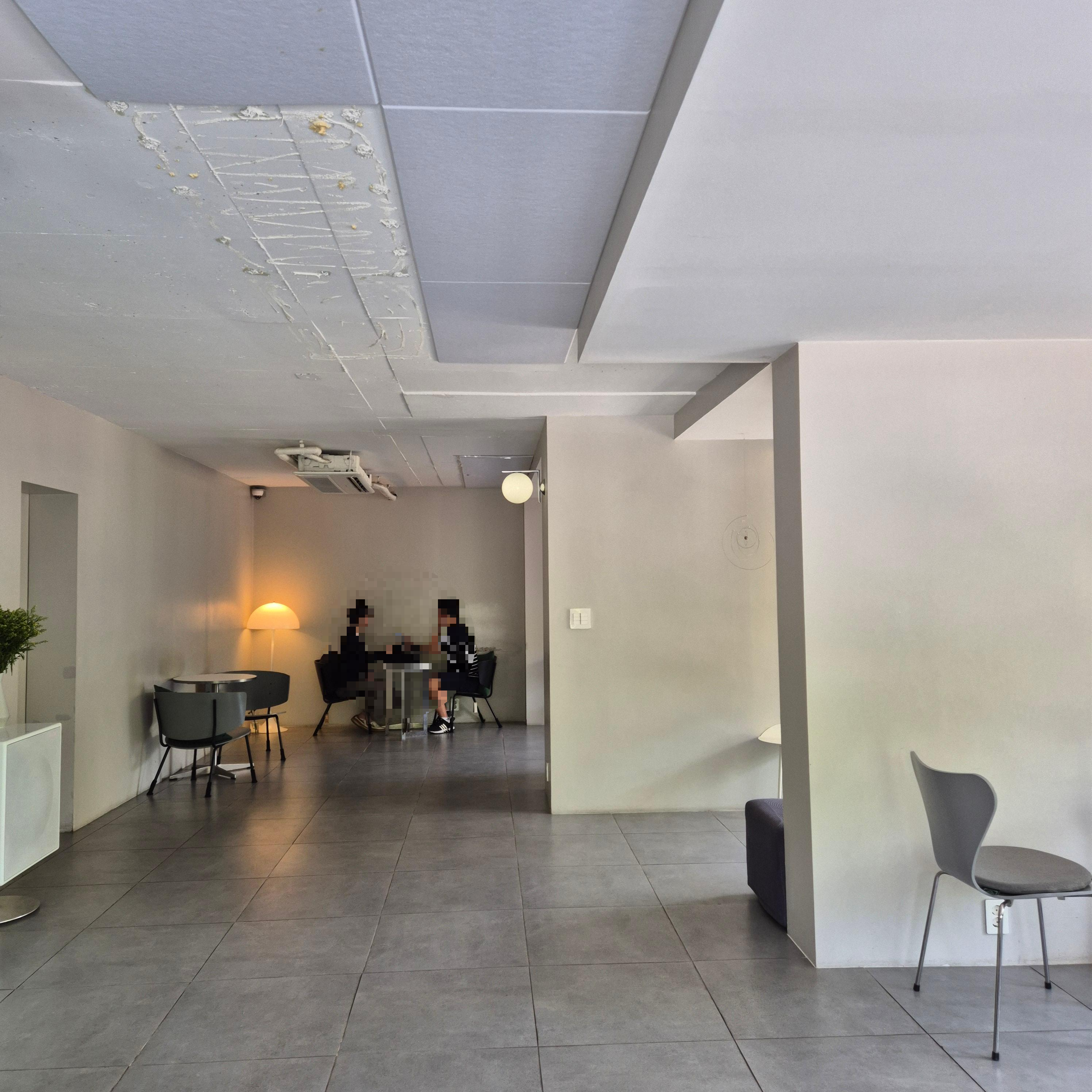 까치울역 카페, SOE카페 후기, 부천 감성카페, 조용한 카페 추천, 수도권 노트북 작업 카페, 까치울 디저트 카페, 서울 외곽 카페 추천, SOE 카페 바닐라라떼, 까치울 케이크 맛집, 혼자 가기 좋은 카페