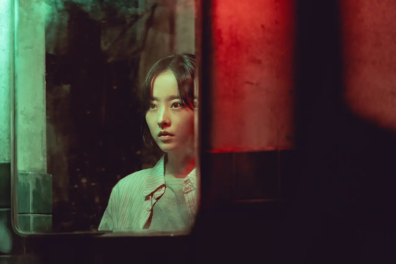 골드랜드 드라마 출연진 등장인물 김희주 역의 박보영