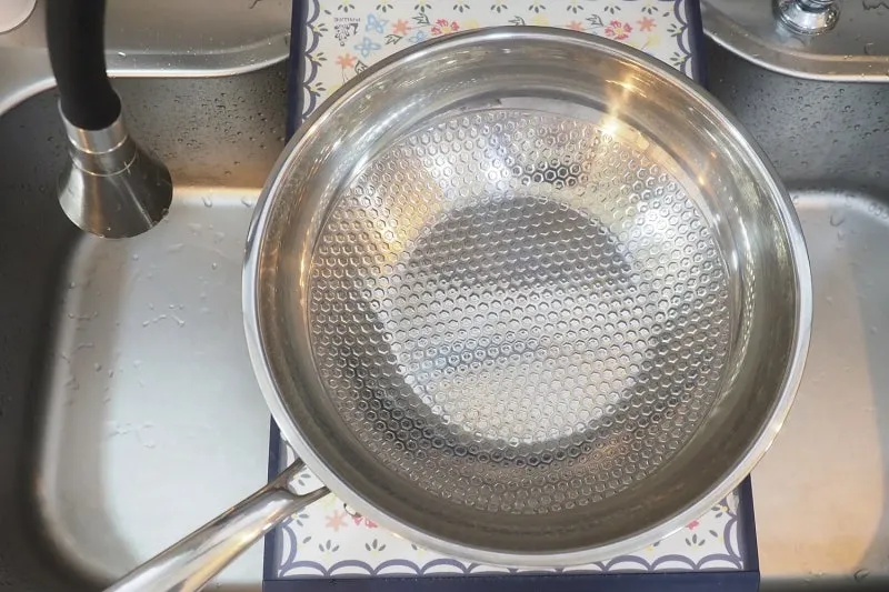 스테인레스 후라이팬 바닥 탄 자국 제거 방법_9