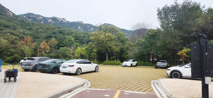 특화야영장쪽 주차장