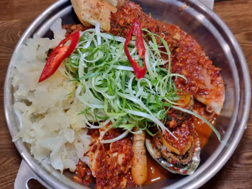 고수의 부엌 더덕 해물 갈비찜