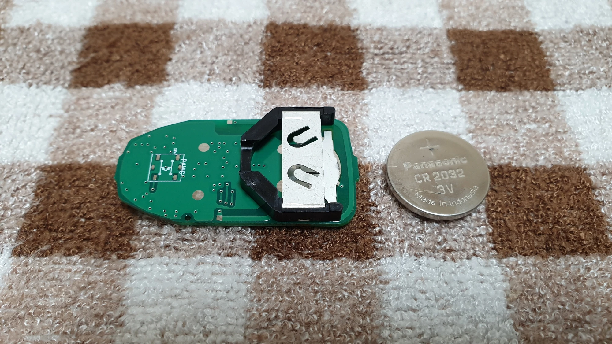 아반떼 리모컨 건전지 규격