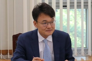 박성근 검사 법조 경력