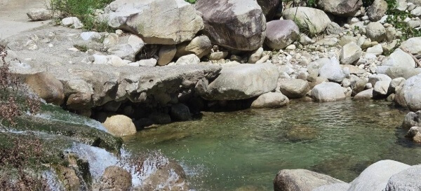 도마치계곡 하류