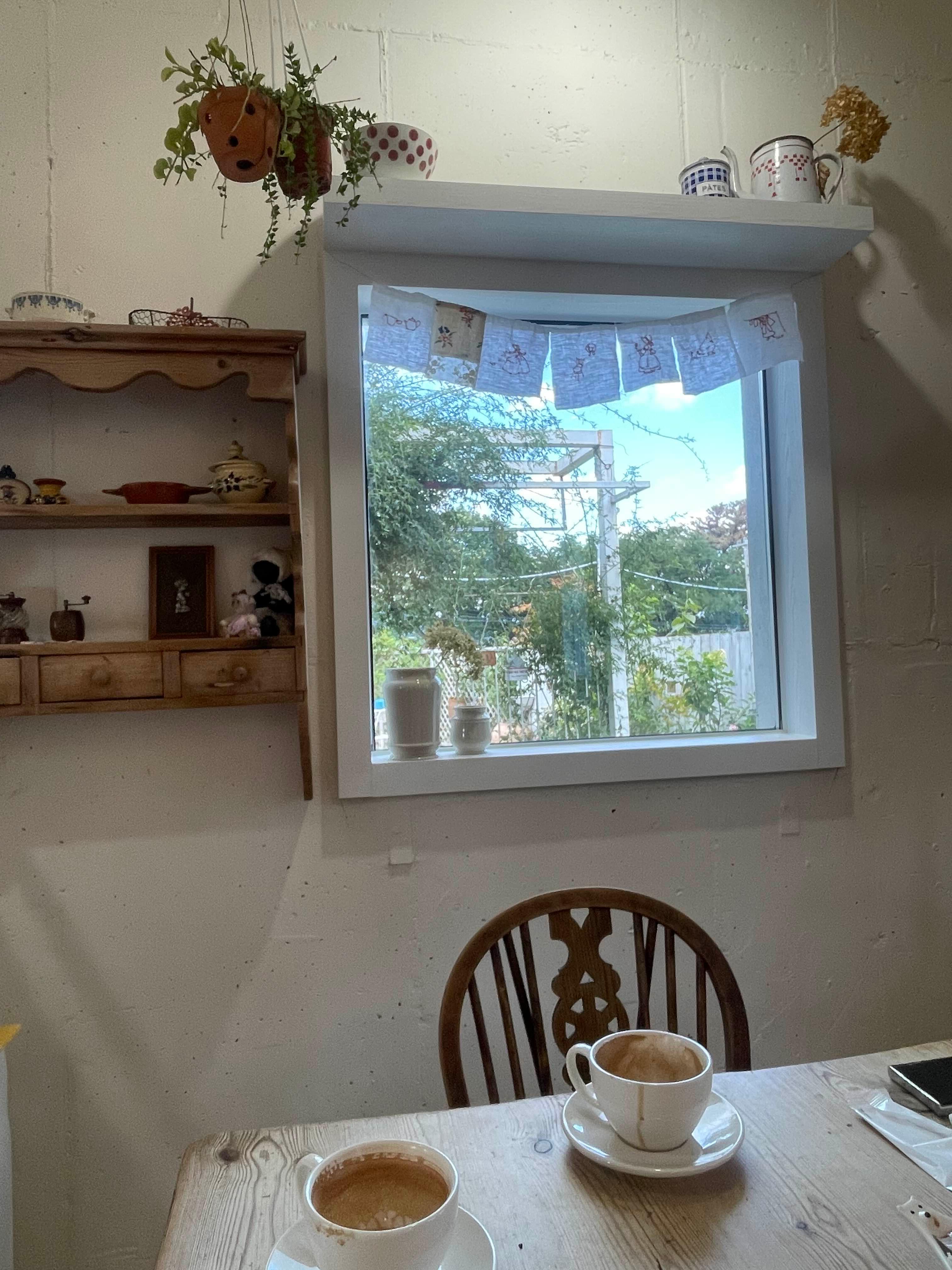 포항 중명 감성 브런치 카페 아이딜릭