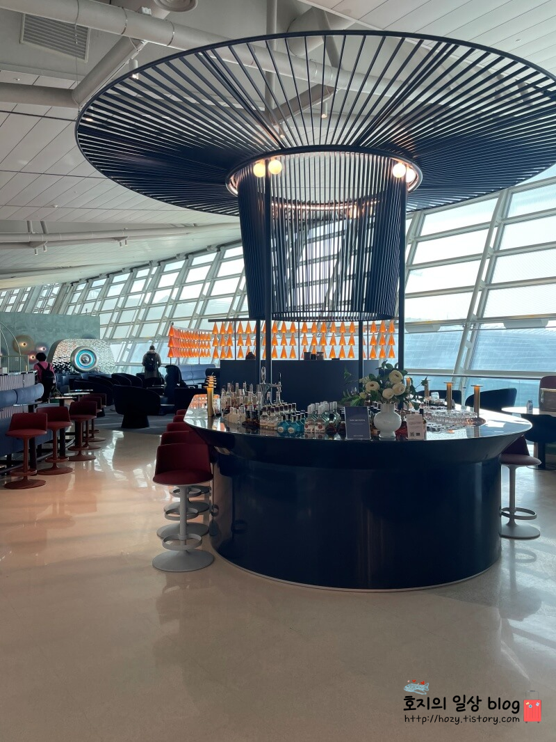 인천공항 원월드 라운지 내부 전경