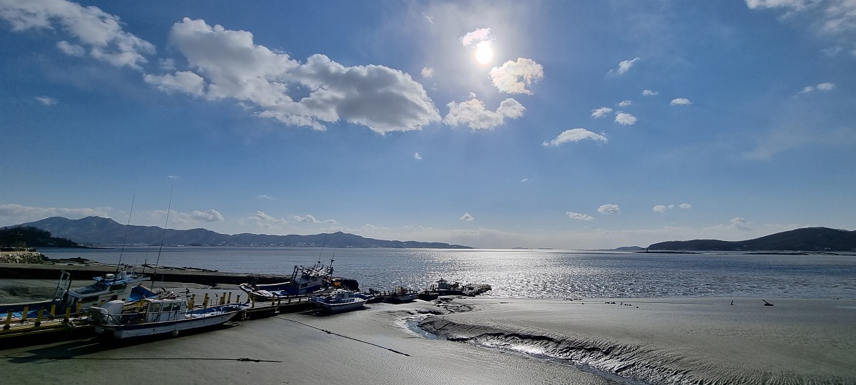 인천 강화도&amp;#44; 석모도 겨울 바다 설경 (민머루 해수욕장&amp;#44; 동막해수욕장)과 해넘이 풍경 (건평항) 