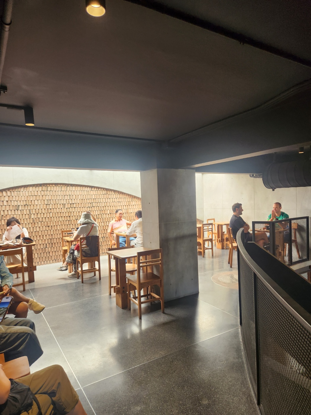 아카아마프라싱2층