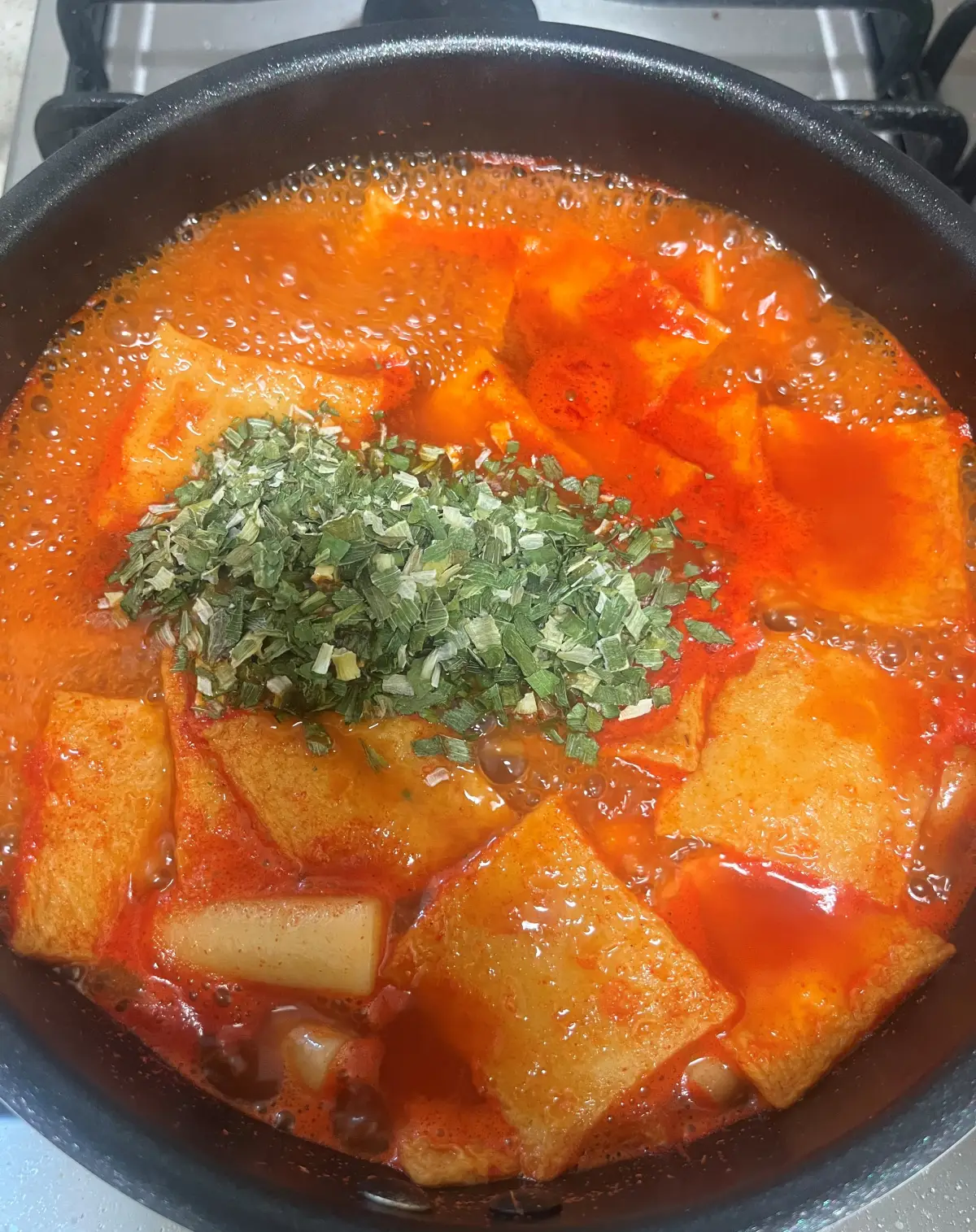 은이세끼-대파송송-국물떡볶이-대파