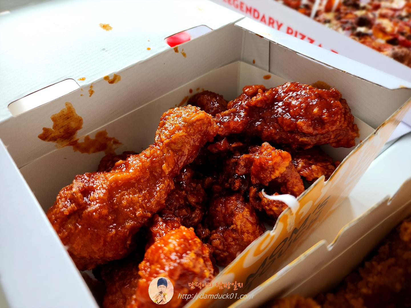 잭슨피자, 맘스터치 치킨