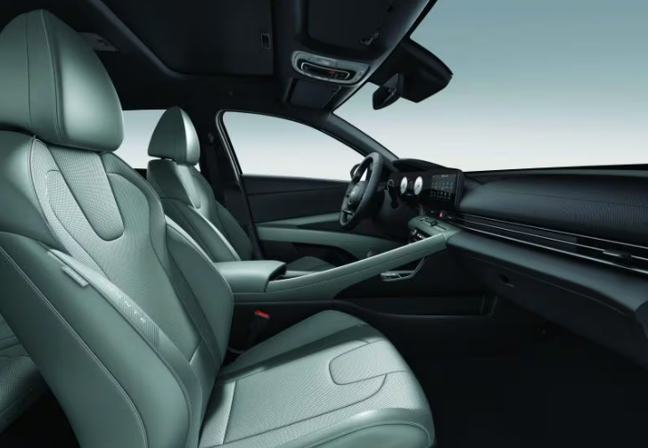 아반떼 CN7,아반떼 CN7 중고,아반떼 CN7 연비,아반떼 CN7 와이퍼,아반떼 CN7 옵션,아반떼 CN7 색상,아반떼 CN7 관리