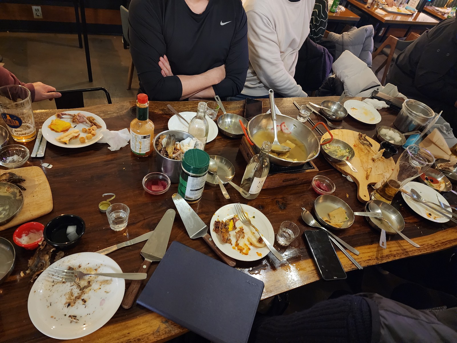 초토화된 테이블