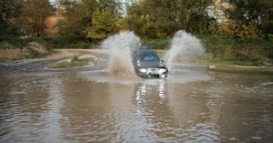자동차 침수 시&amp;#44; 운전자를 위한 가이드