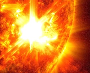 태양의 플레어 현상