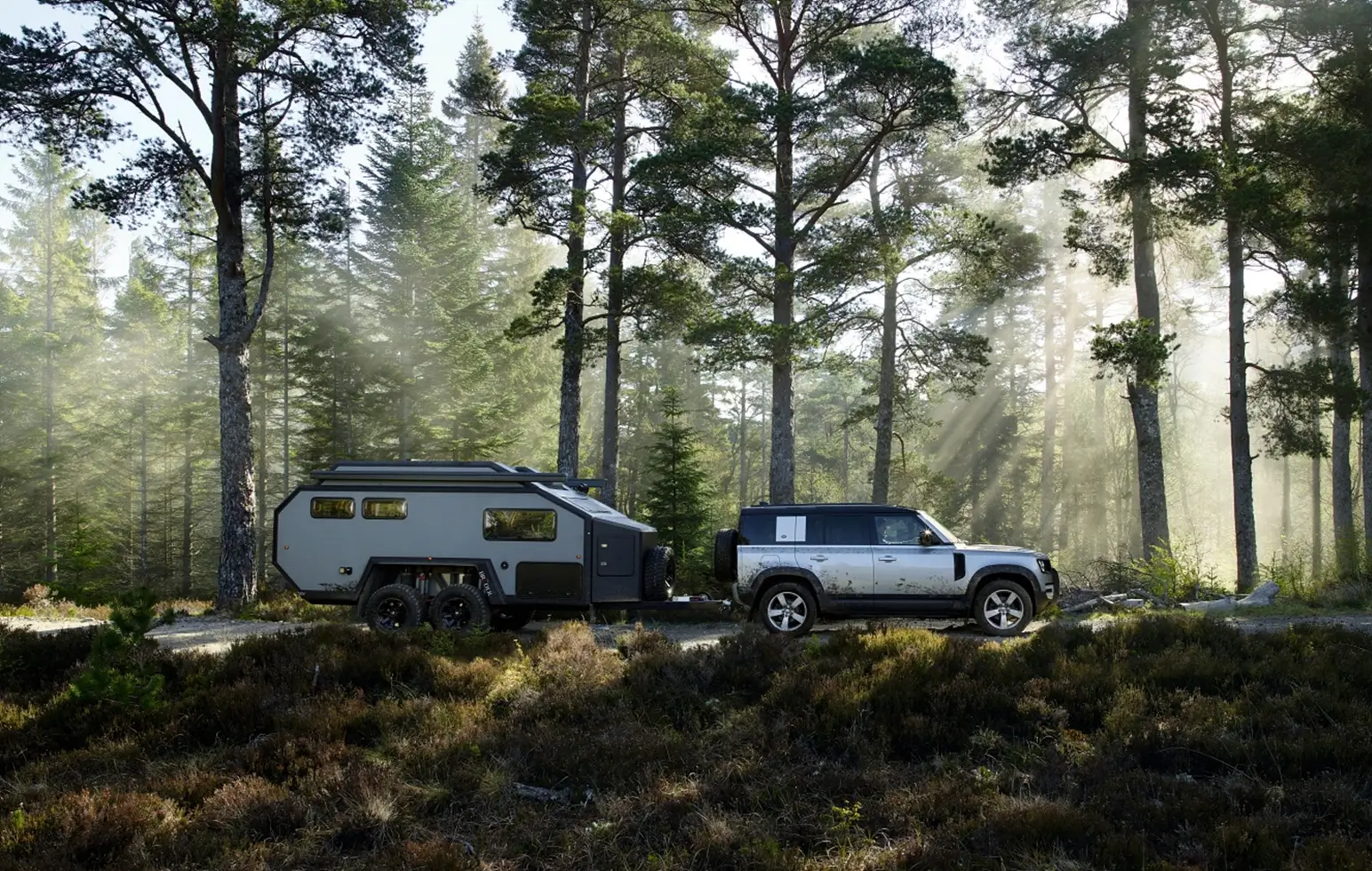 랜드로버 디펜더 110 이미지