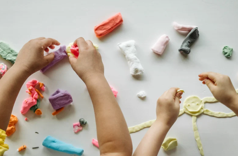 찰흙놀이의 교육적 가치 아이들과 함께... 