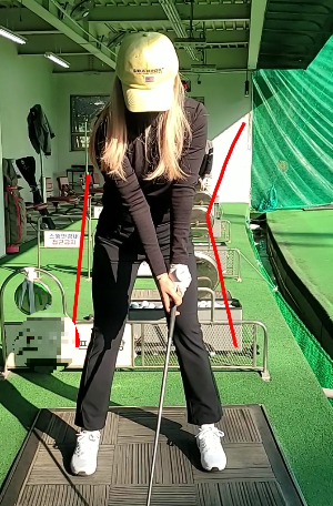 골프 어드레스 오른쪽 쏠림 사진