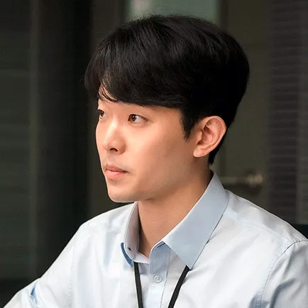 졸업에서 박기성 역