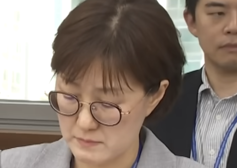 김현지-프로필-안내-배너