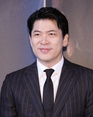 김상경