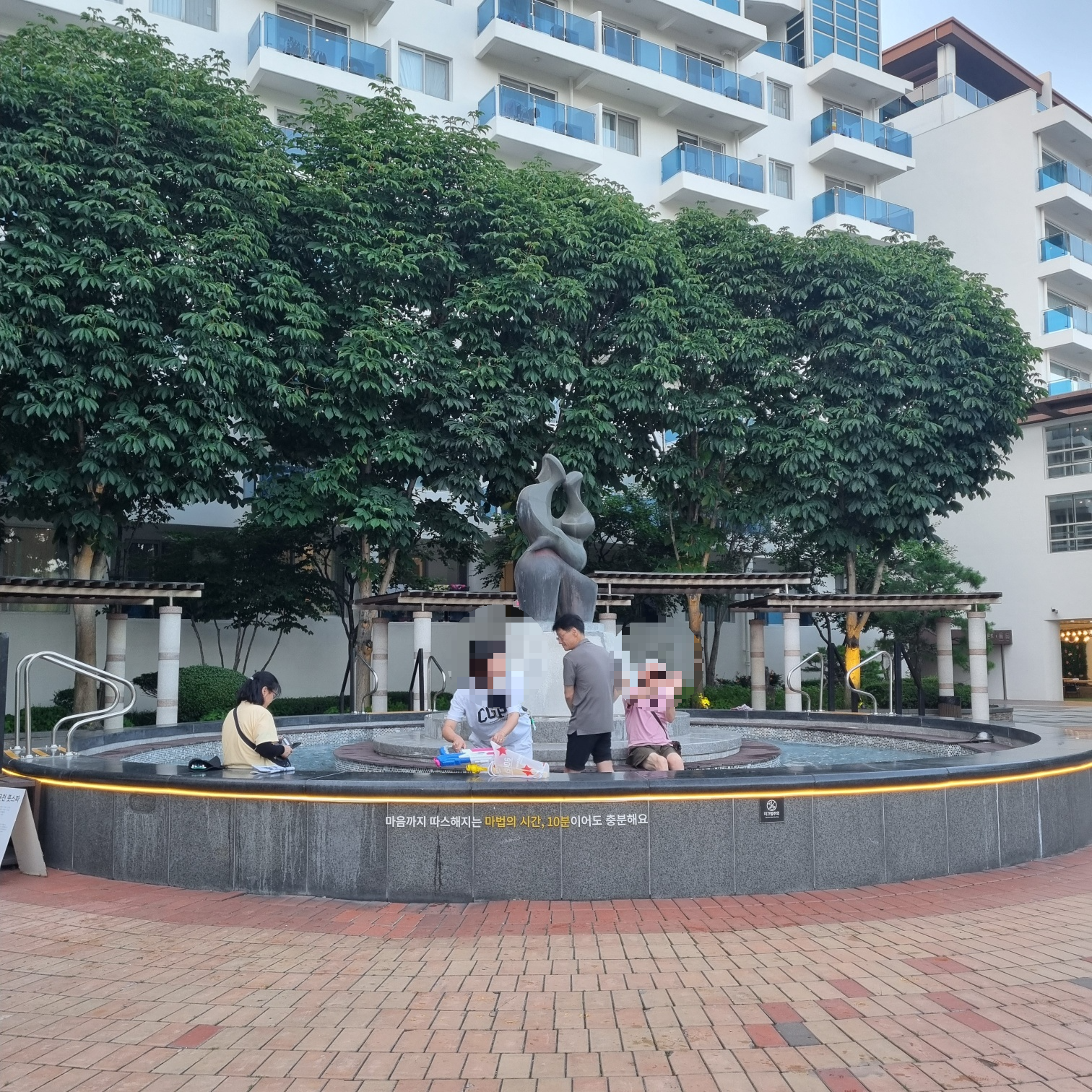 2025 덕산 스플라스 워터파크│온천수 워터파크&middot;워터슬라이드&middot;스파존 완전정복