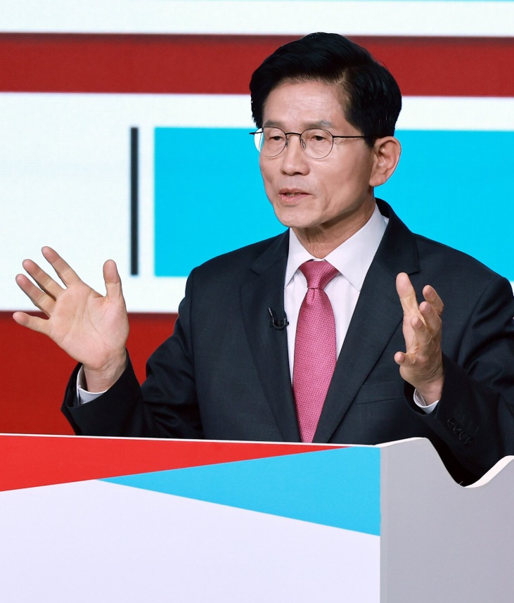 국민의힘 4강 여론조사 (4명 2차토론회 토론일정 경선일정 경선결과 경선최종4인 경선 탈락자)