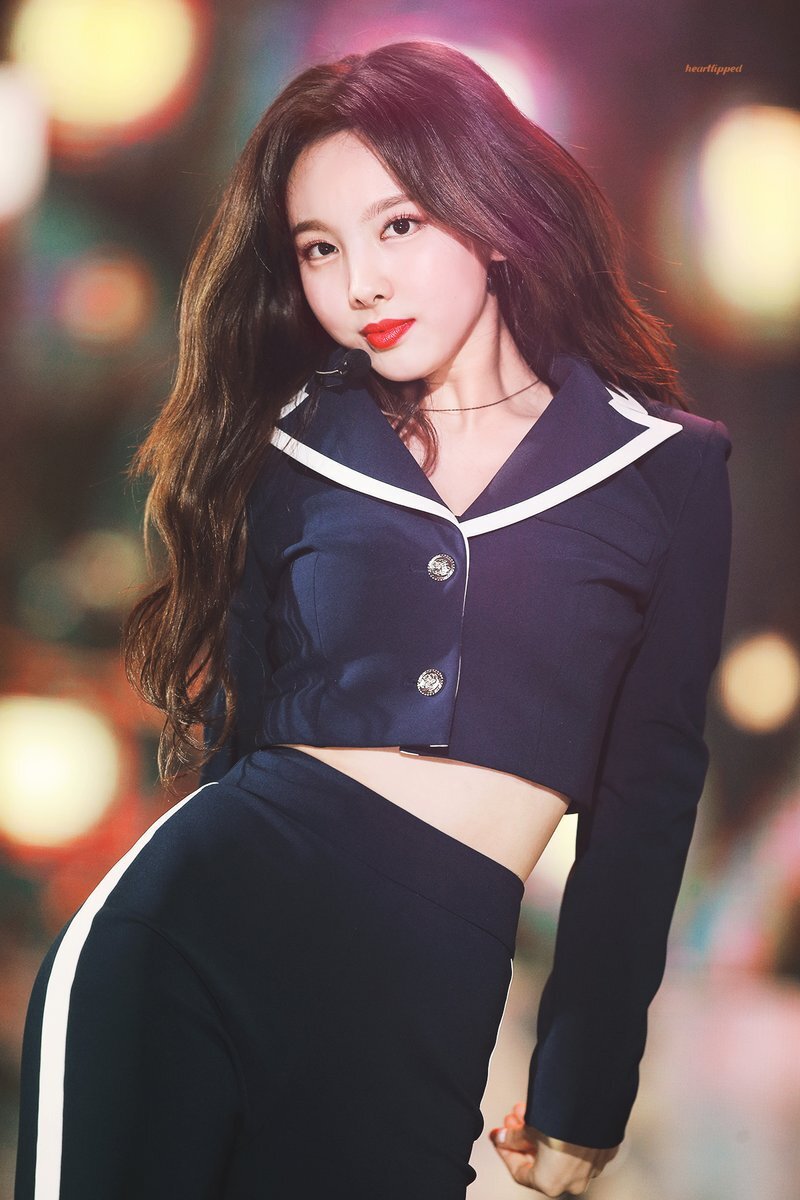 나연 트와이스 나이 프로필 키 인스타 고화질 화보 솔로 과거 알콜프리 레전드 레깅스 하승진