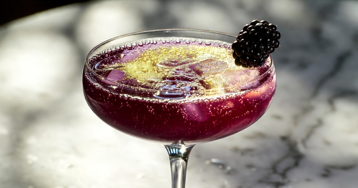 브램블 로얄 황금 레시피 &amp; 스토리 및 완벽한 안주 추천