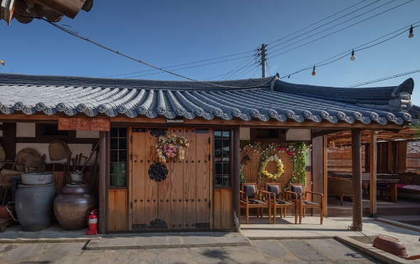 부여 밥주는 민박집 부추 닭백숙&amp;#44; 이연복 오세득 수라상 130년 한옥 펜션(남겨서뭐하게)