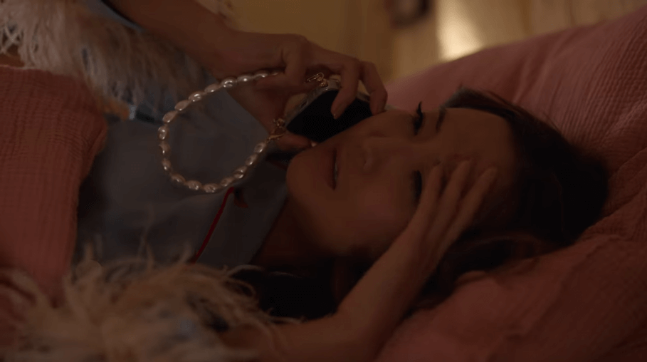 에밀리-파리에-가다-시즌2-2화