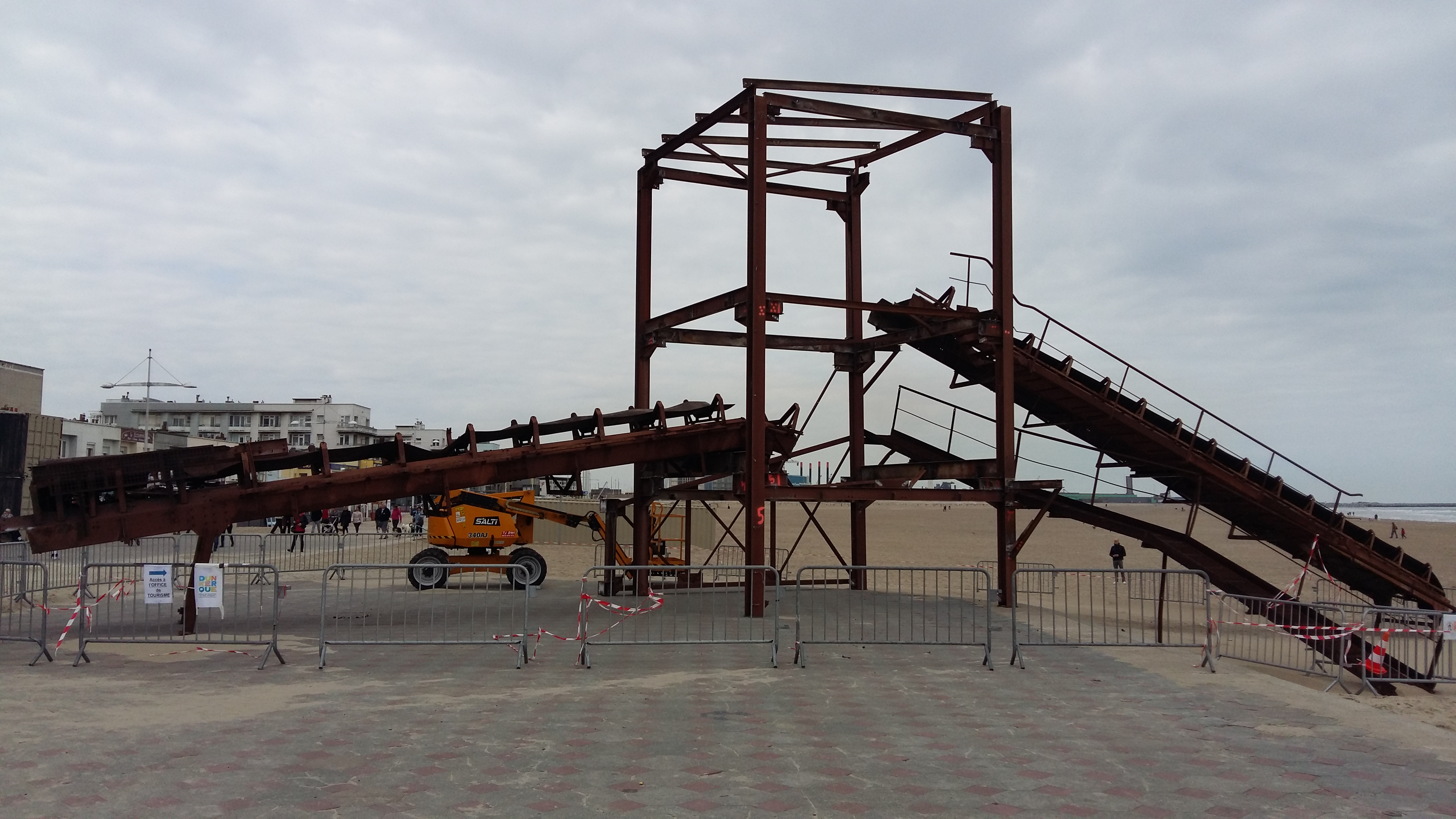 프랑스 됭케르크 영화 세트장 철골