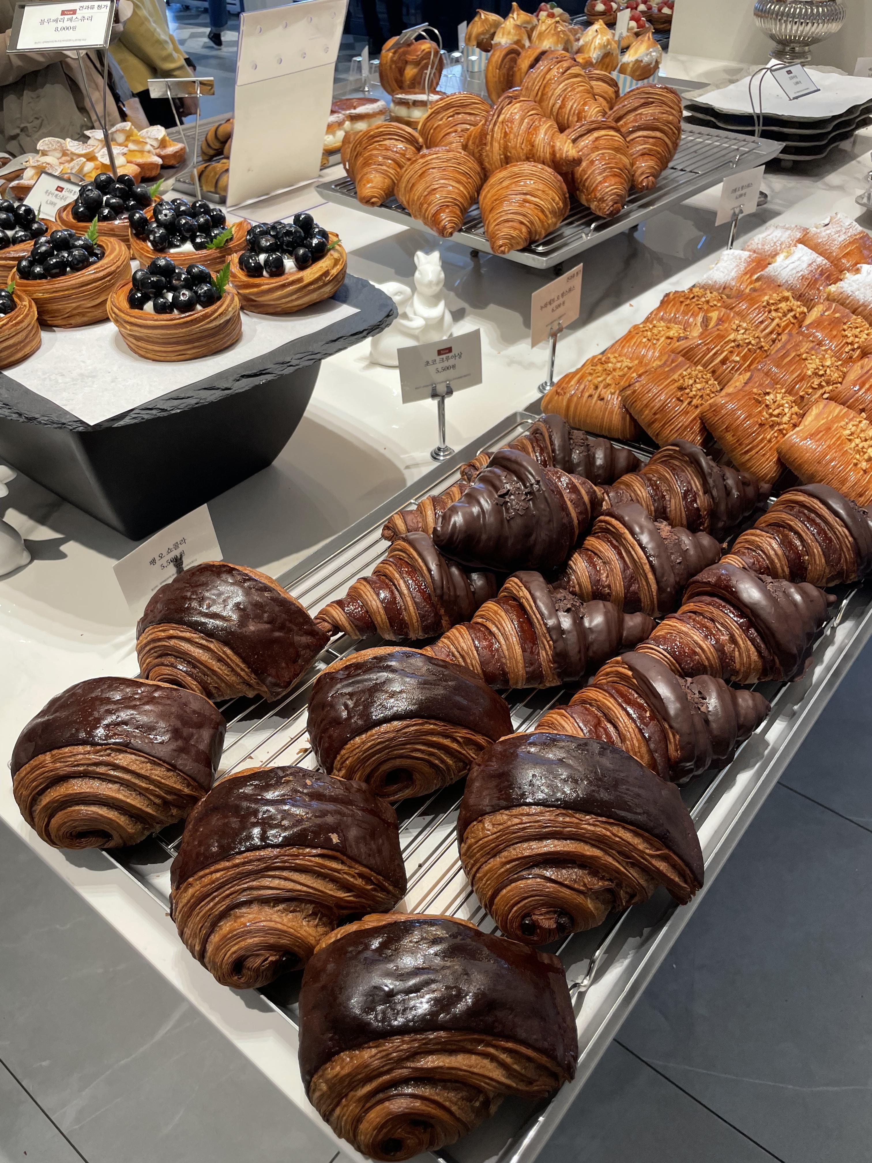 파주 공릉저수지 대형카페 모쿠슈라 프렌치카페