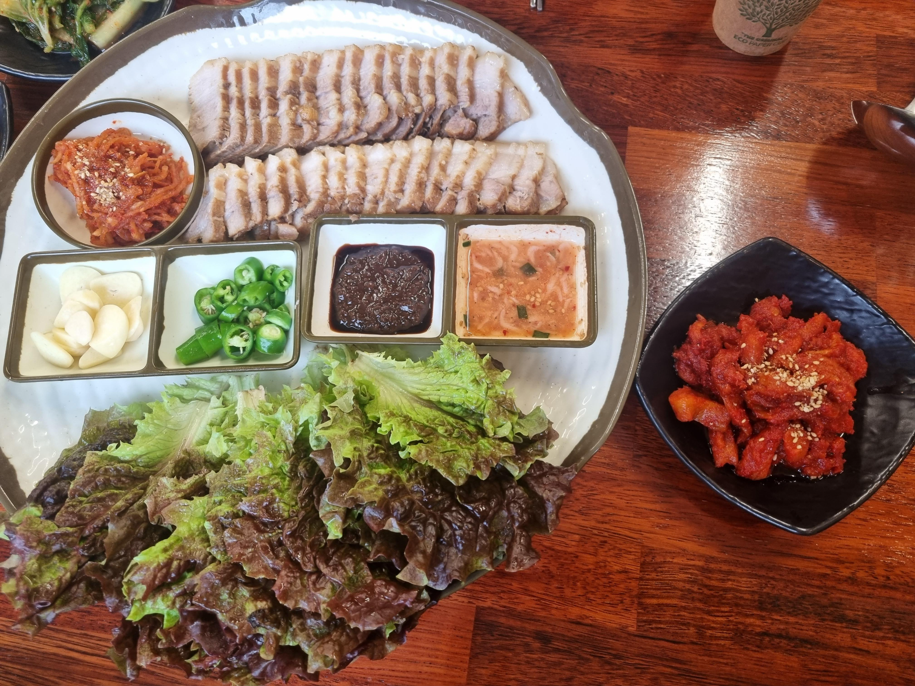 원주 신촌막국수 명태회보쌈