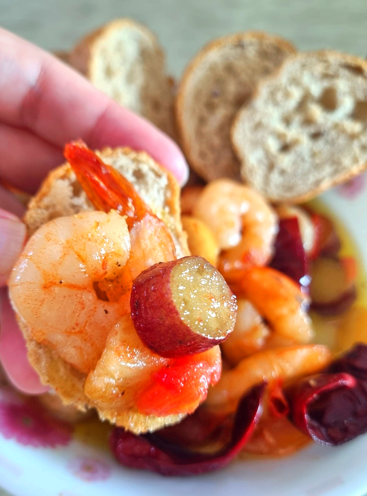 달콤함이 2배! 고구마 새우 감바스 만들기 레시피