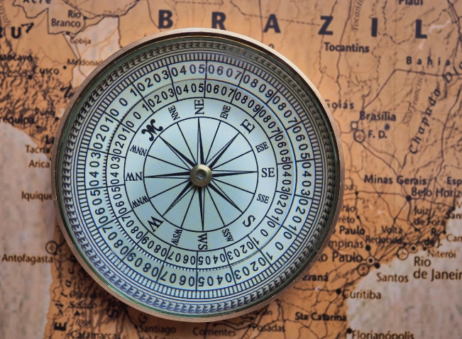 50대 인생 2막 준비일기 ⑩인생 2막을 준비하는 사람에게 꼭 해주고 싶은 말 : 늦은 시작이 아니라, 삶의 방향을 다시 고르는 시간