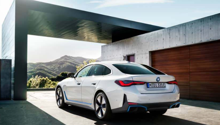 bmw i4 중고차 가격 시세표 유지비