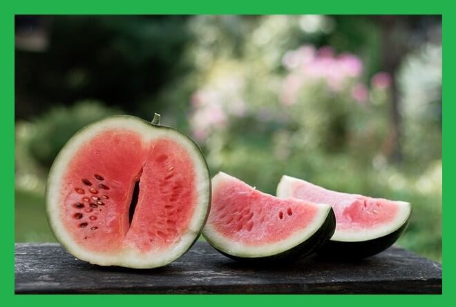 수박-반쪽
