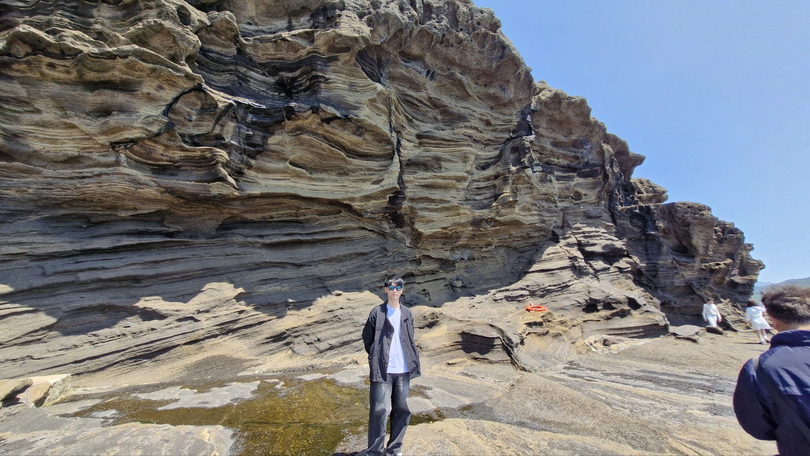 용머리해안절벽사진